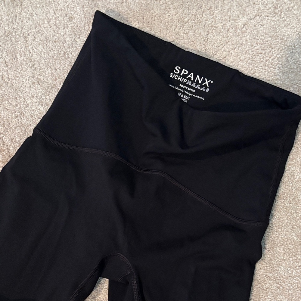 SPANX Booty Boost boot cut yoga style pants